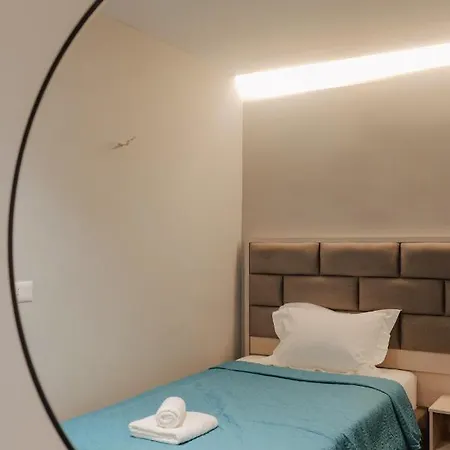 Casa Del Mar Apartment