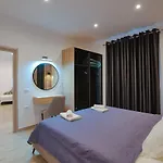 Casa Del Mar 아파트