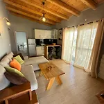 Casa Del Mar 아파트 사밀