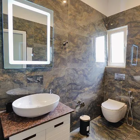 Casa Del Mar * Ксамил