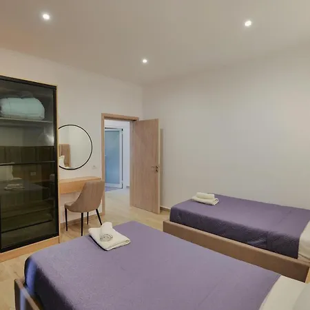 Casa Del Mar Апартаменты *